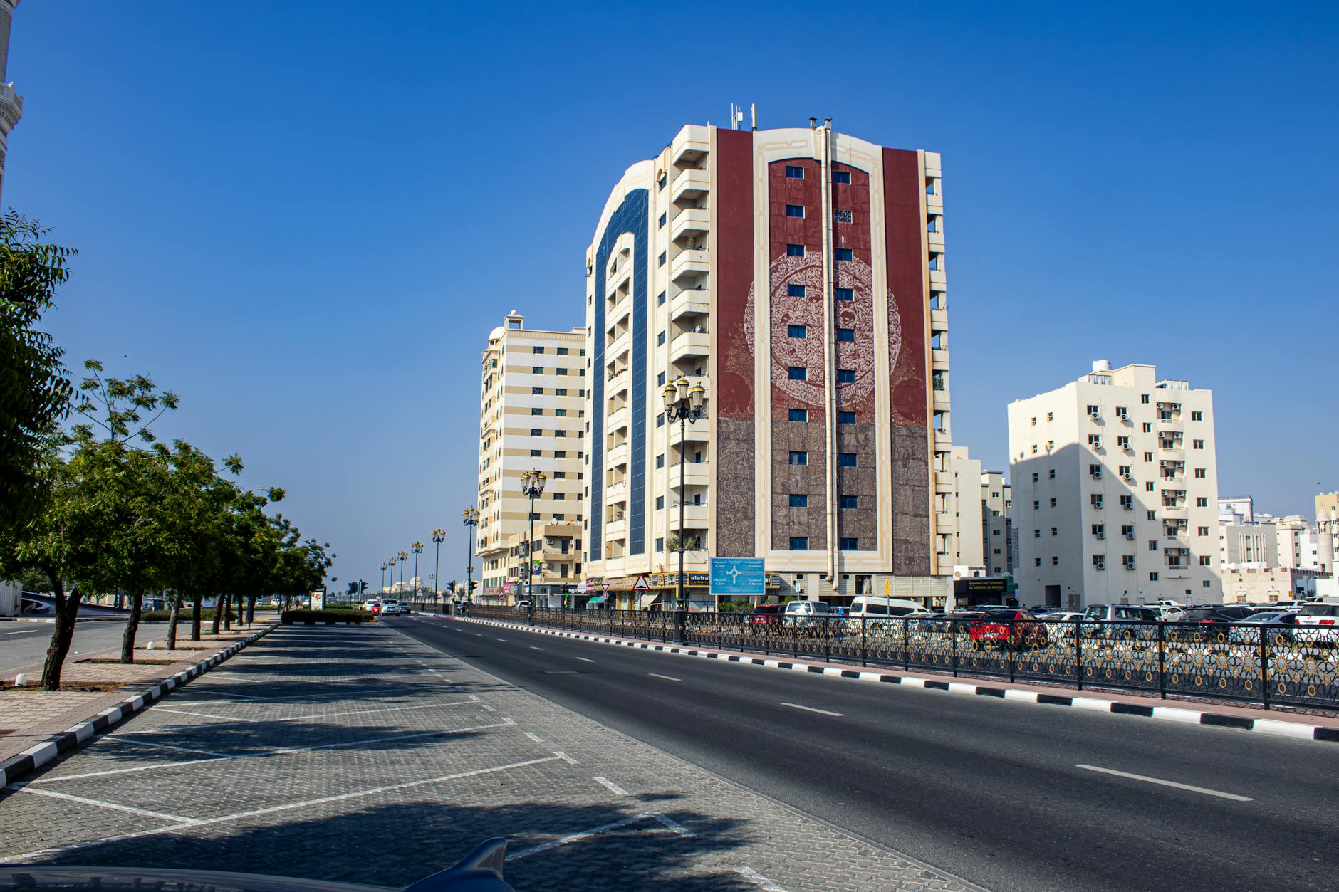 الإمارات تسرّع خط الفجيرة تفادياً لهرمز